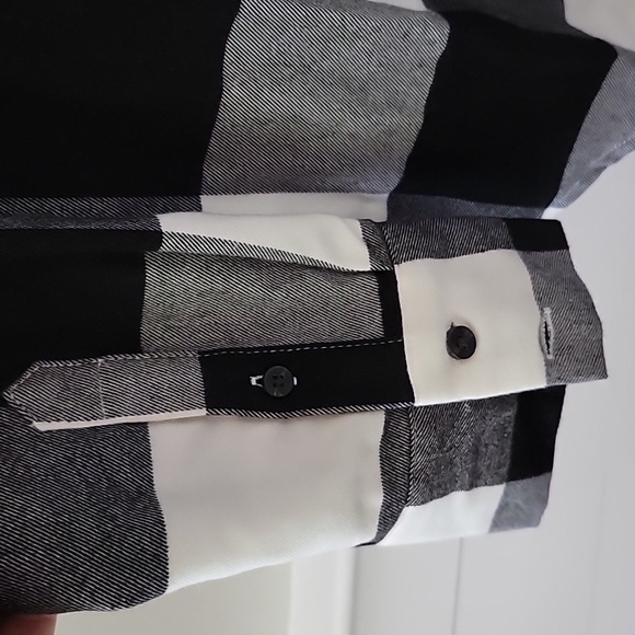 AF b&w flannel - Picture 4 of 5